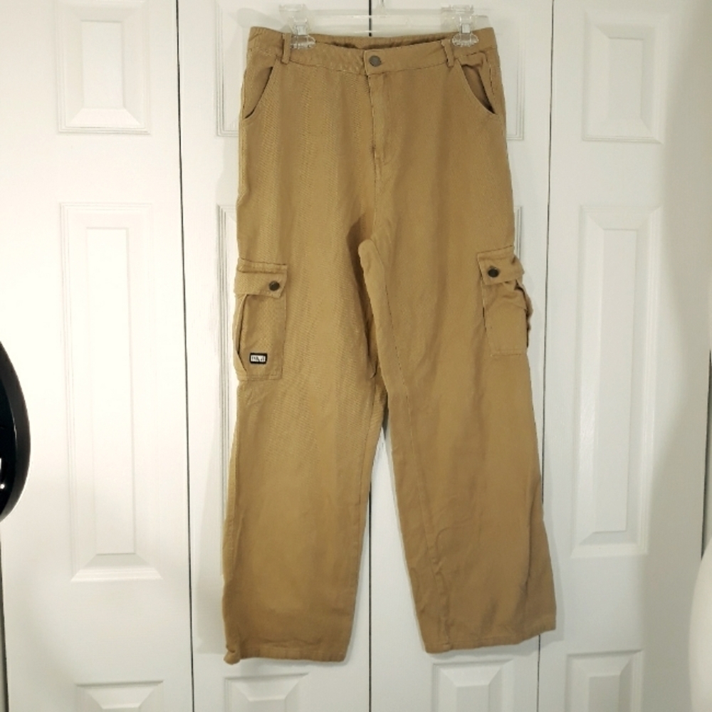 KTZT.W.T.C 100% Cotton Cargo Khaki Tan Youth Pants Size Large Unisex